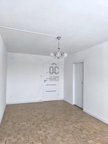 Eladó panellakás, Budapesten, III. kerületben 73.5 M Ft, 2 szobás