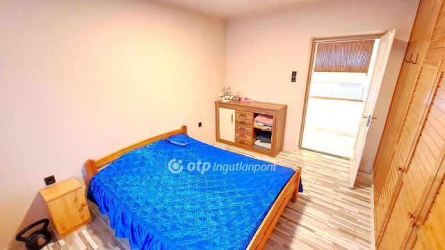 Eladó családi ház, Nagykőrösön 79.9 M Ft, 5+2 szobás