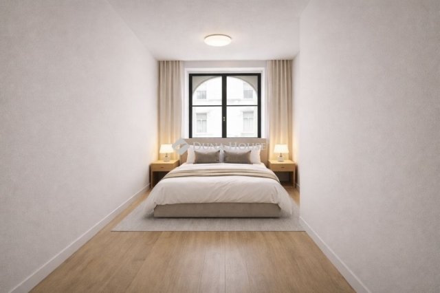 Eladó téglalakás, Budapesten, VI. kerületben 79 M Ft, 7 szobás