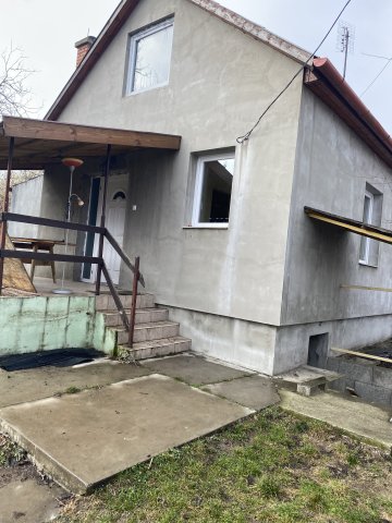 Eladó családi ház, Erdőkertesen 56.5 M Ft, 2 szobás
