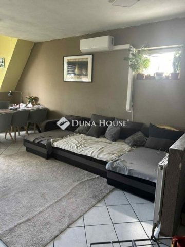 Eladó téglalakás, Budapesten, XVII. kerületben 75 M Ft, 4 szobás