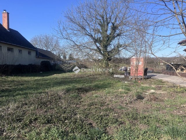 Eladó telek, Nyíregyházán, Csongor utcában 15.6 M Ft