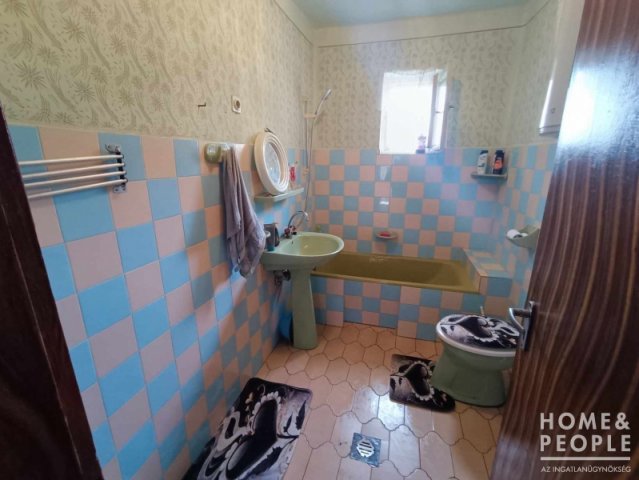 Eladó családi ház, Kisszálláson 11.5 M Ft, 2+1 szobás