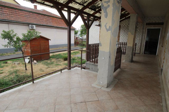 Eladó családi ház, Boldogon 38 M Ft, 5 szobás