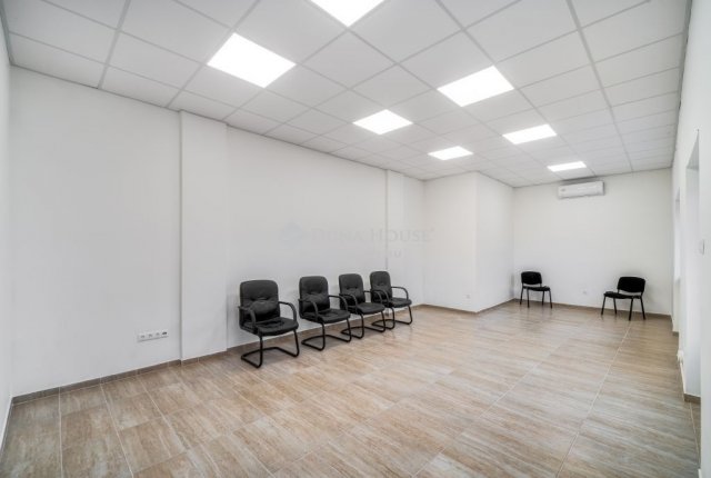 Eladó családi ház, Dunabogdányban 250 M Ft, 8 szobás