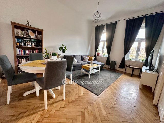 Eladó téglalakás, Budapesten, VII. kerületben 93 M Ft, 3 szobás