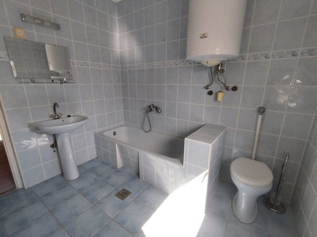 Eladó családi ház, Szikszón 58 M Ft, 6 szobás