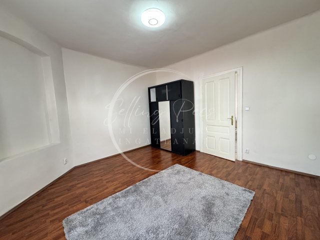 Eladó téglalakás, Pécsett, Hargita utcában 55.9 M Ft, 2 szobás