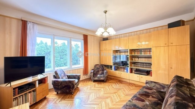 Eladó családi ház, Egerben 94.9 M Ft, 4 szobás