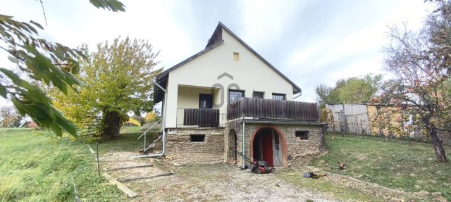 Eladó családi ház, Cserszegtomajon 48.7 M Ft, 2 szobás