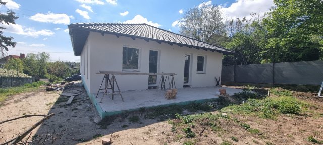 Eladó családi ház, Érden 149.9 M Ft, 5 szobás