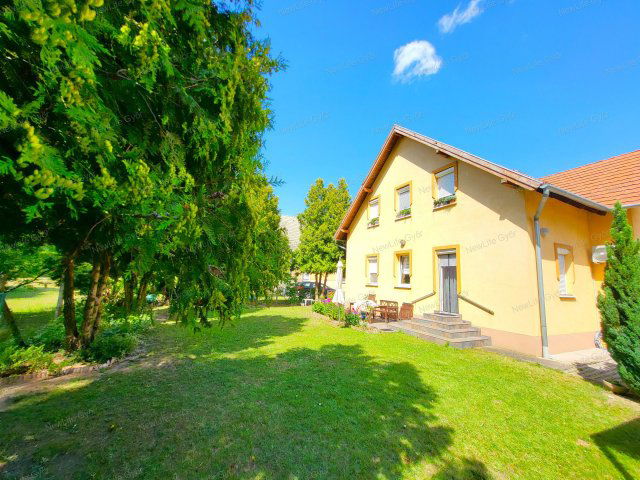Eladó téglalakás, Győrött 72.99 M Ft, 3 szobás