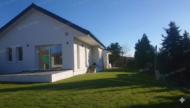 Eladó ikerház, Erdőkertesen 98.8 M Ft, 1+3 szobás