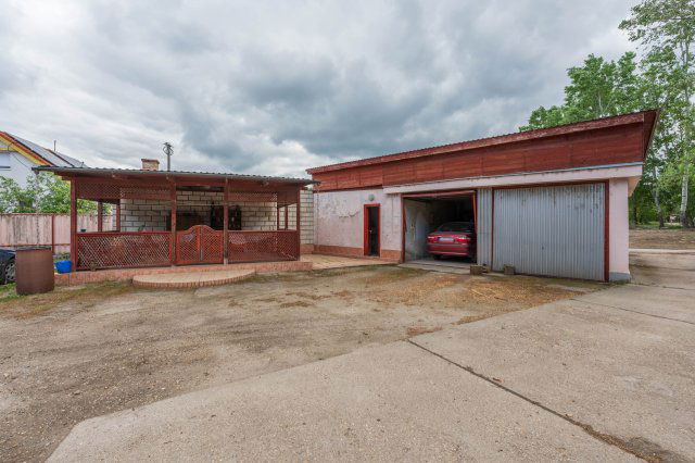 Eladó családi ház, Délegyházán 99 M Ft, 5 szobás