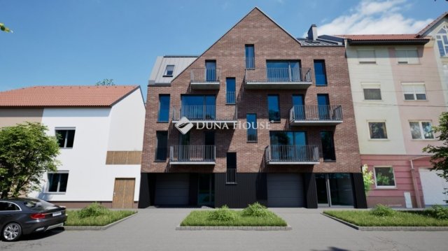 Eladó téglalakás, Szegeden 69.9 M Ft, 2 szobás