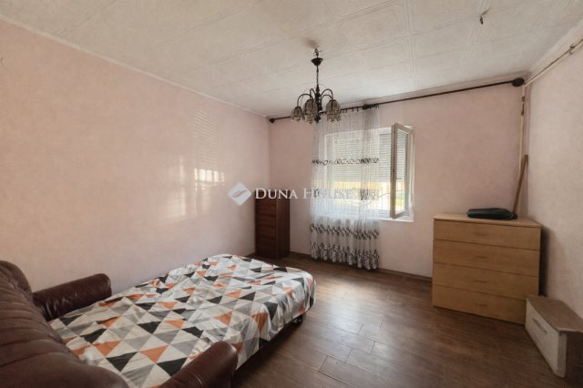 Eladó családi ház, Gyálon 105 M Ft, 3 szobás