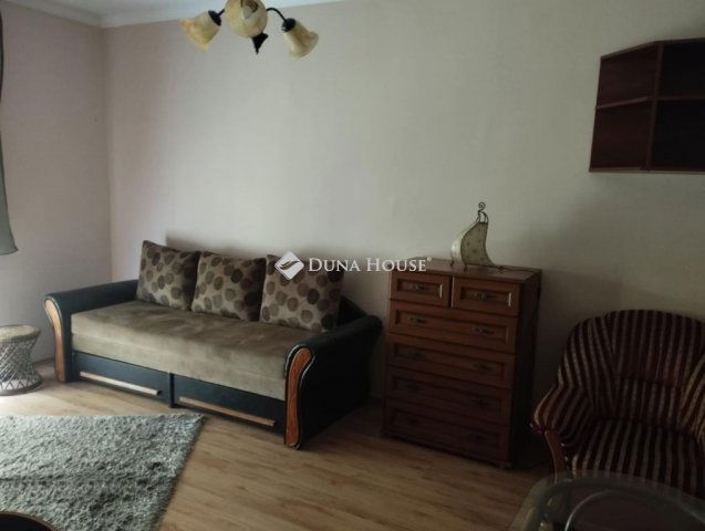 Kiadó téglalakás, albérlet, Debrecenben 210 E Ft / hó, 2 szobás