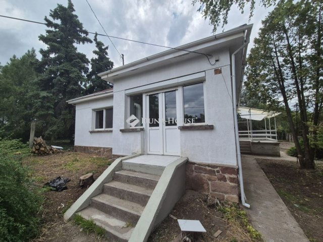 Eladó családi ház, Enyingen 36.9 M Ft, 2 szobás