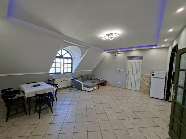 Eladó téglalakás, Budapesten, XV. kerületben 89.9 M Ft, 3 szobás
