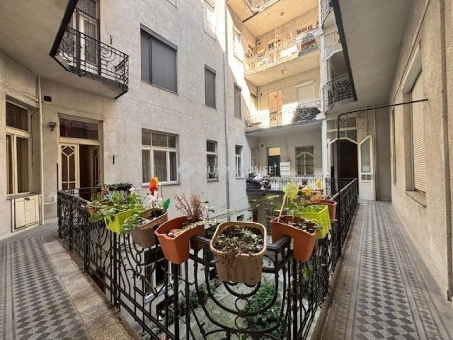 Eladó téglalakás, Budapesten, IX. kerületben 104.9 M Ft