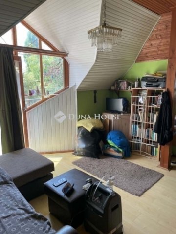 Eladó téglalakás, Pécsett 85 M Ft, 3 szobás