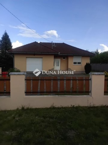 Kiadó családi ház, albérlet, Tokodon, Margit utcában, 4 szobás