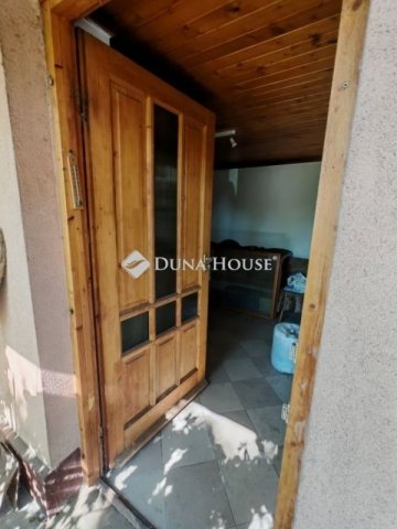 Eladó családi ház, Farmoson 32 M Ft, 3 szobás