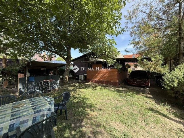 Eladó családi ház, Lakitelken 24.9 M Ft, 1 szobás