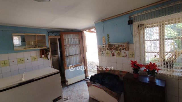 Eladó családi ház, Jászberényben 33 M Ft, 2+1 szobás