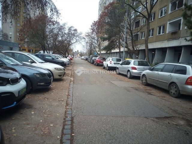 Eladó panellakás, Budapesten, III. kerületben 59.9 M Ft, 2 szobás