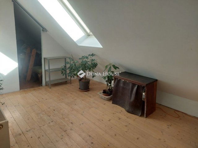 Eladó téglalakás, Budapesten, II. kerületben 83.9 M Ft, 4 szobás