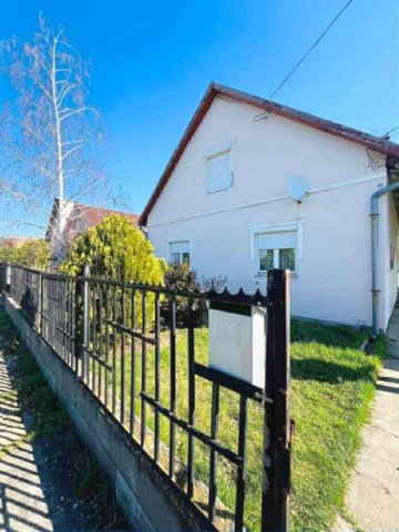 Eladó családi ház, Gyomaendrődön 23.99 M Ft, 3 szobás