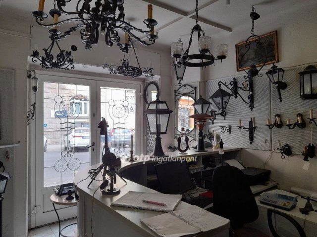 Eladó üzlethelyiség, Budapesten, XII. kerületben 380 M Ft