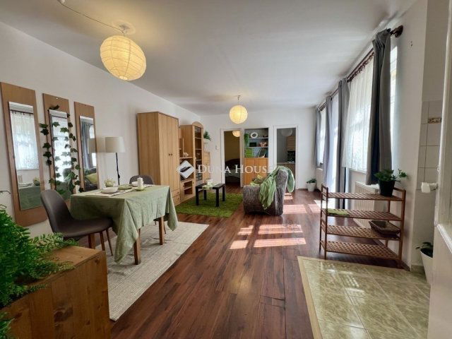 Eladó téglalakás, Budapesten, XIV. kerületben 72 M Ft, 3 szobás