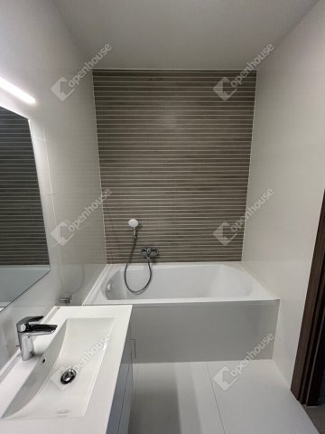 Kiadó téglalakás, albérlet, Győrött 372 E Ft / hó, 4 szobás