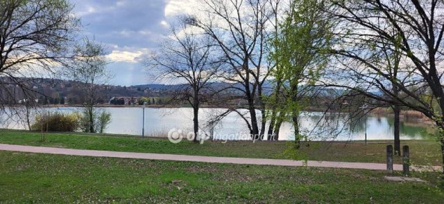 Eladó családi ház, Budakalászon 111 M Ft, 3 szobás