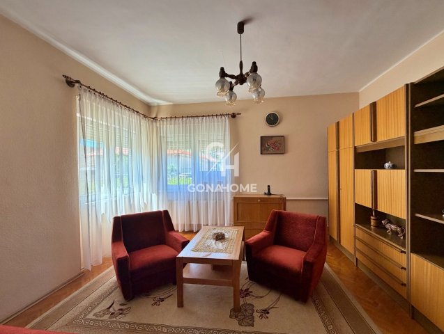 Eladó téglalakás, Veszprémben 62.4 M Ft, 3 szobás