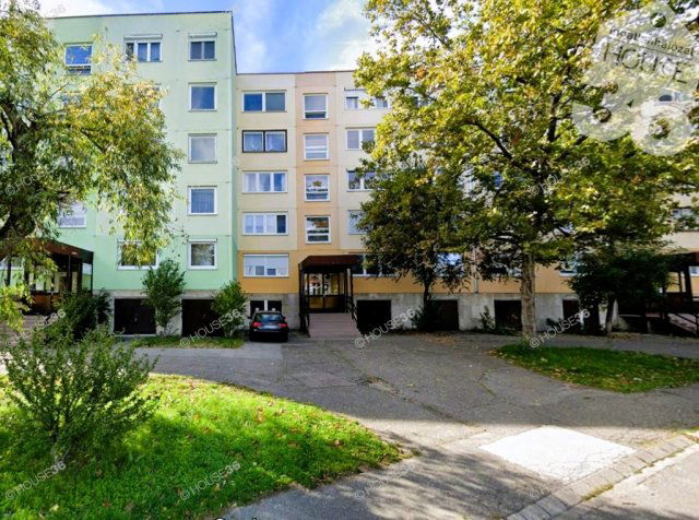 Eladó garázs, Kecskeméten 20.8 M Ft / költözzbe.hu