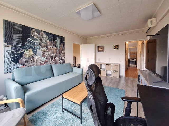 Eladó panellakás, Szegeden, Lugas utcában 62.9 M Ft, 2+2 szobás