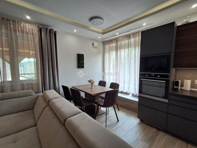 Eladó családi ház, Debrecenben 151.9 M Ft, 4 szobás