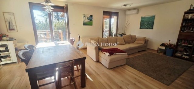 Eladó családi ház, Veresegyházon 255 M Ft, 6 szobás