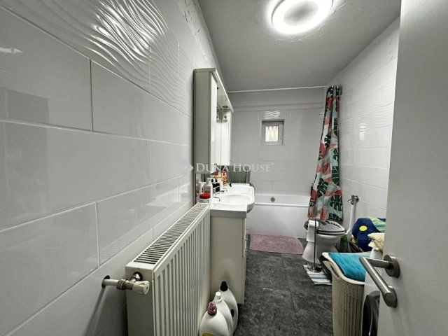 Eladó családi ház, Ádándon 79 M Ft, 4 szobás