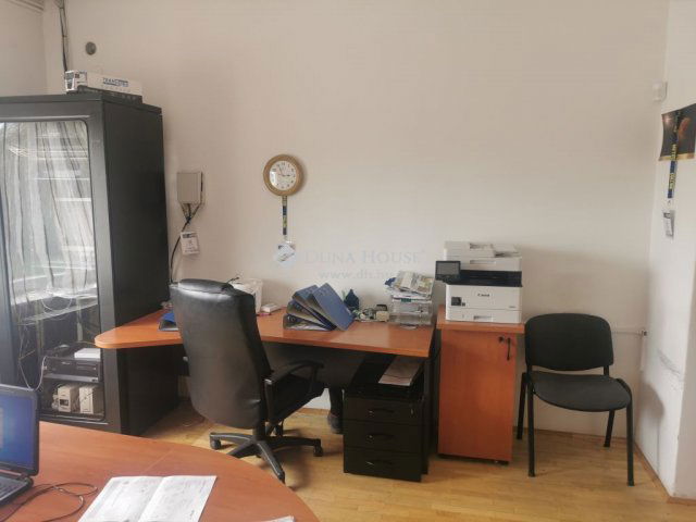 Eladó ipari ingatlan, Vecsésen 269.9 M Ft / költözzbe.hu