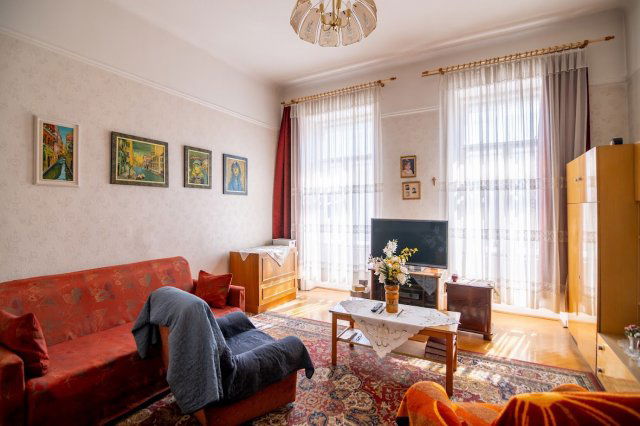 Eladó téglalakás, Budapesten, IX. kerületben, Ferenc körúton