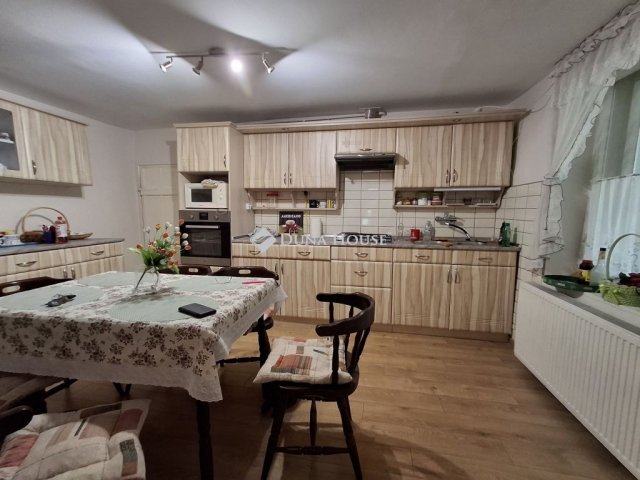 Eladó családi ház, Füzesgyarmaton 23.5 M Ft, 3 szobás