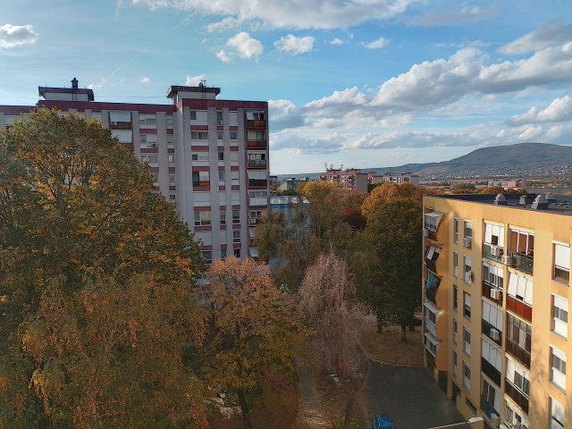 Eladó panellakás, Pécsett 44.9 M Ft, 2 szobás