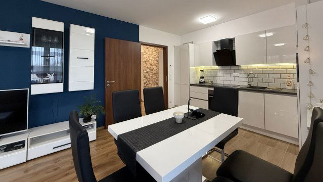 Kiadó téglalakás, albérlet, Debrecenben 350 E Ft / hó, 3 szobás