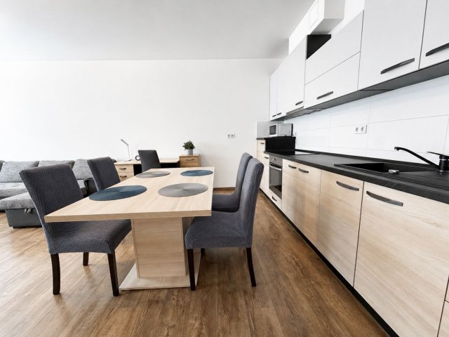 Kiadó téglalakás, albérlet, Debrecenben 320 E Ft / hó, 2 szobás