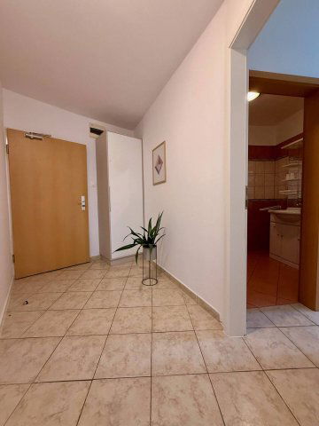 Eladó téglalakás, Pécsett 84.9 M Ft, 2 szobás