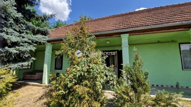 Eladó családi ház, Tóalmáson 24.9 M Ft, 1 szobás